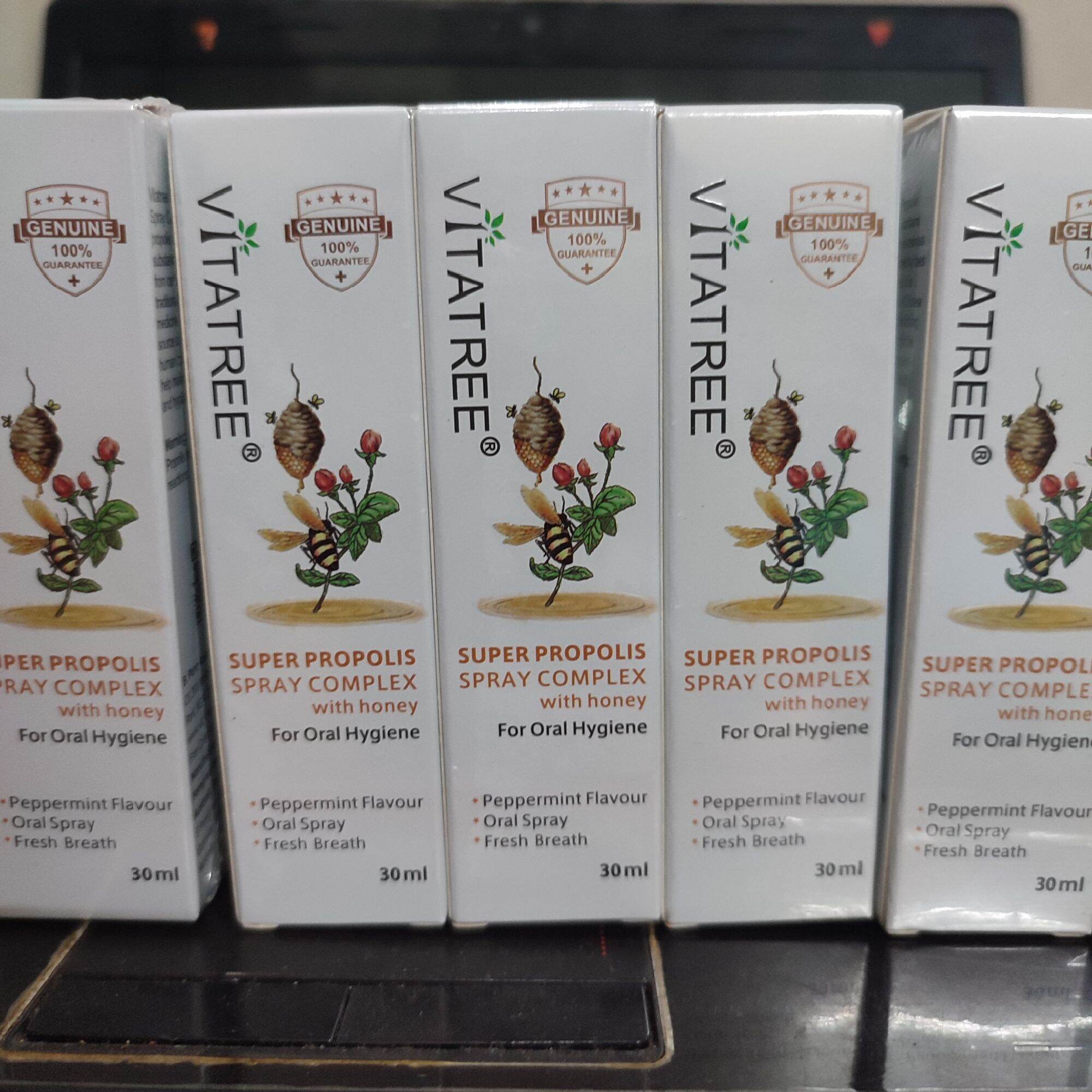 Xịt keo ong Vitatree Super Propolis Spray Complex with Honey 30ml Úc