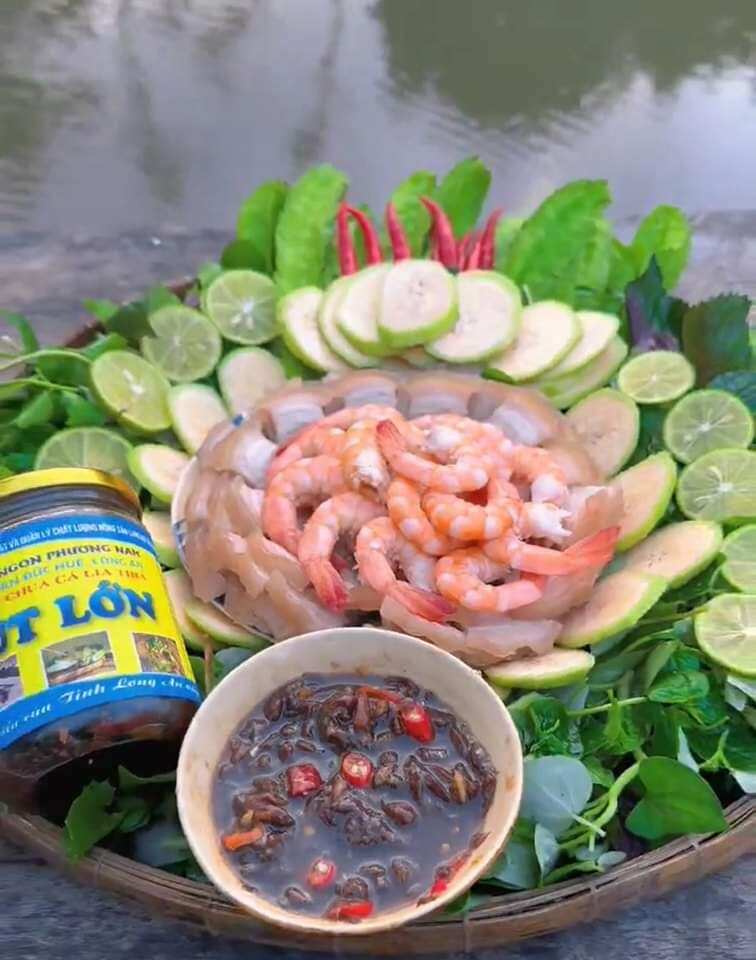 Mắm chua cá lia thia Út Lớn