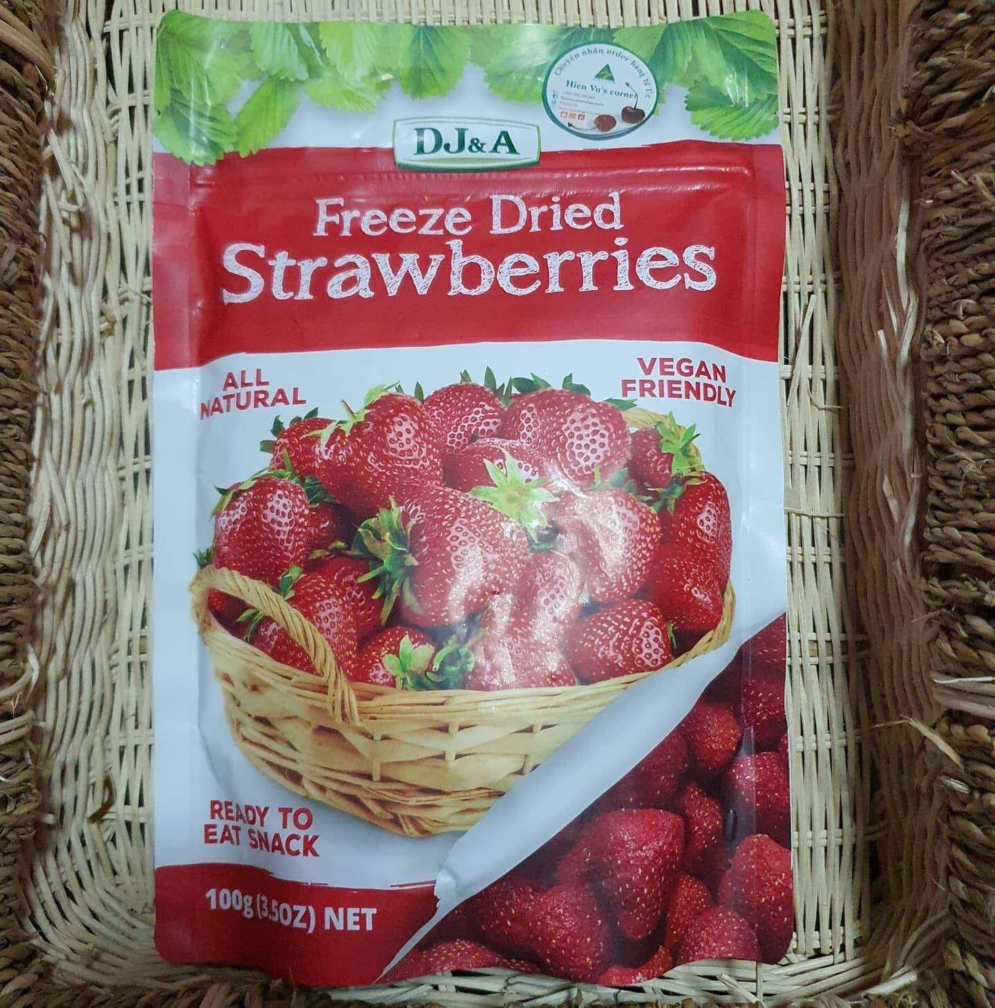 DJ&A ?? DÂU TÂY ÚC SẤY GIÒN NGUYÊN TRÁI (FREEZE DRIED STRAWBERRY 100G) Thực phẩm hữu cơ chay /ăn kiê