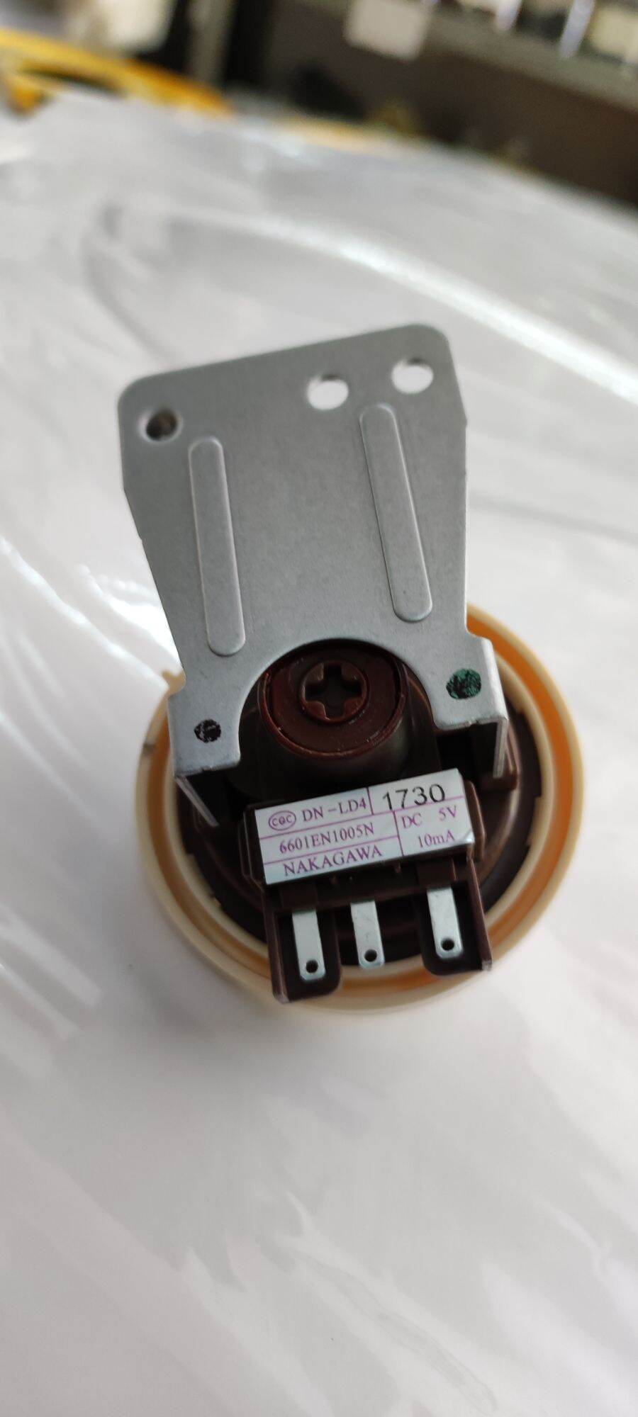 phao máy giặt LG cửa ngang