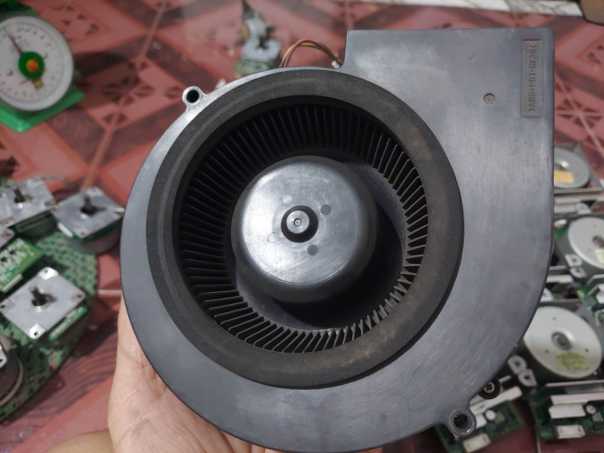 Quạt Sò không chổi than 24V-0.74A tháo máy Nhật