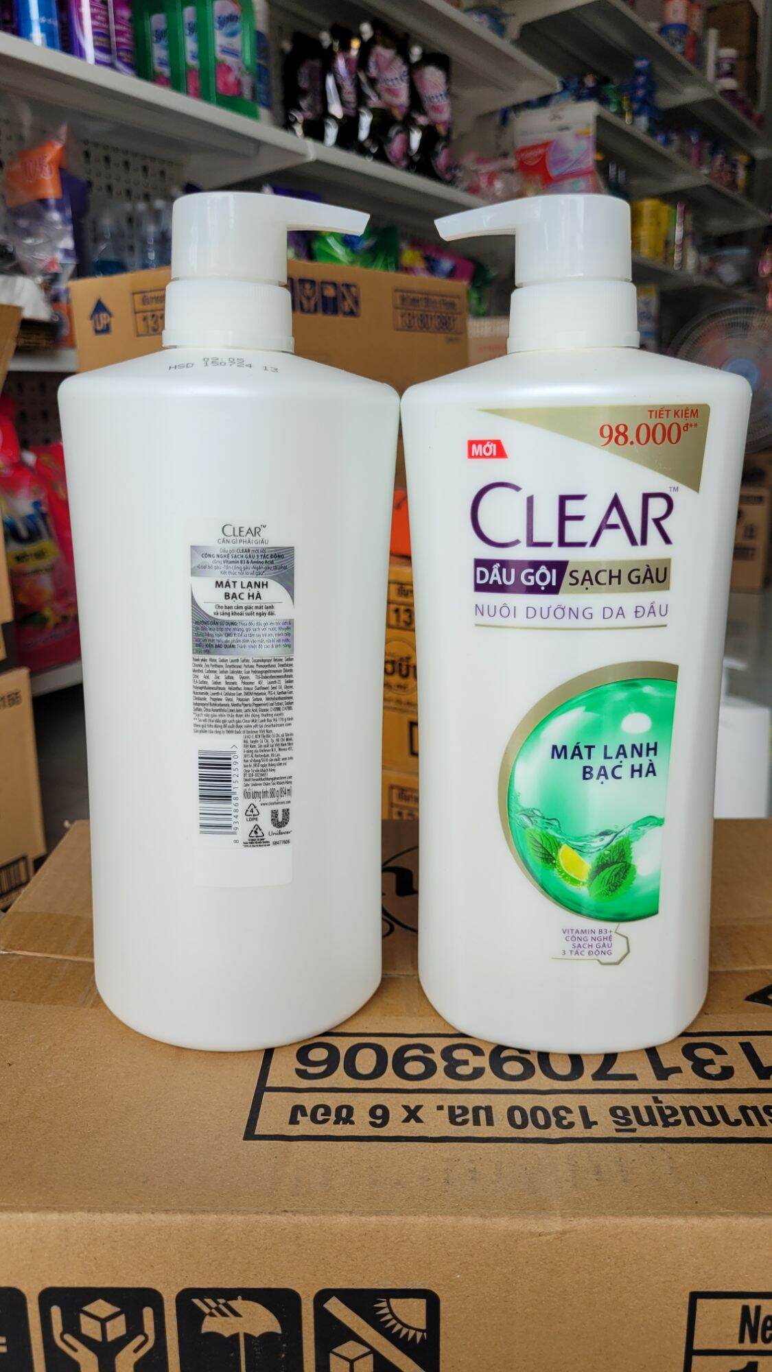 Dầu gội Clear Bạc Hà Sạch Gàu 880g