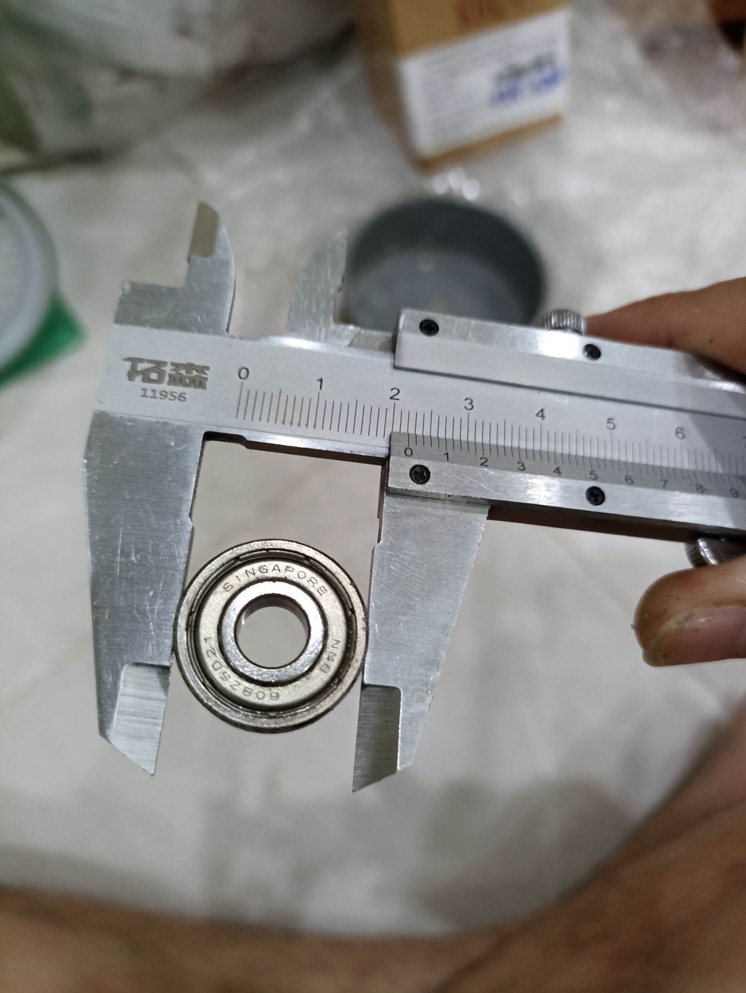 Vòng bi,bạc đạn 608 tháo máy