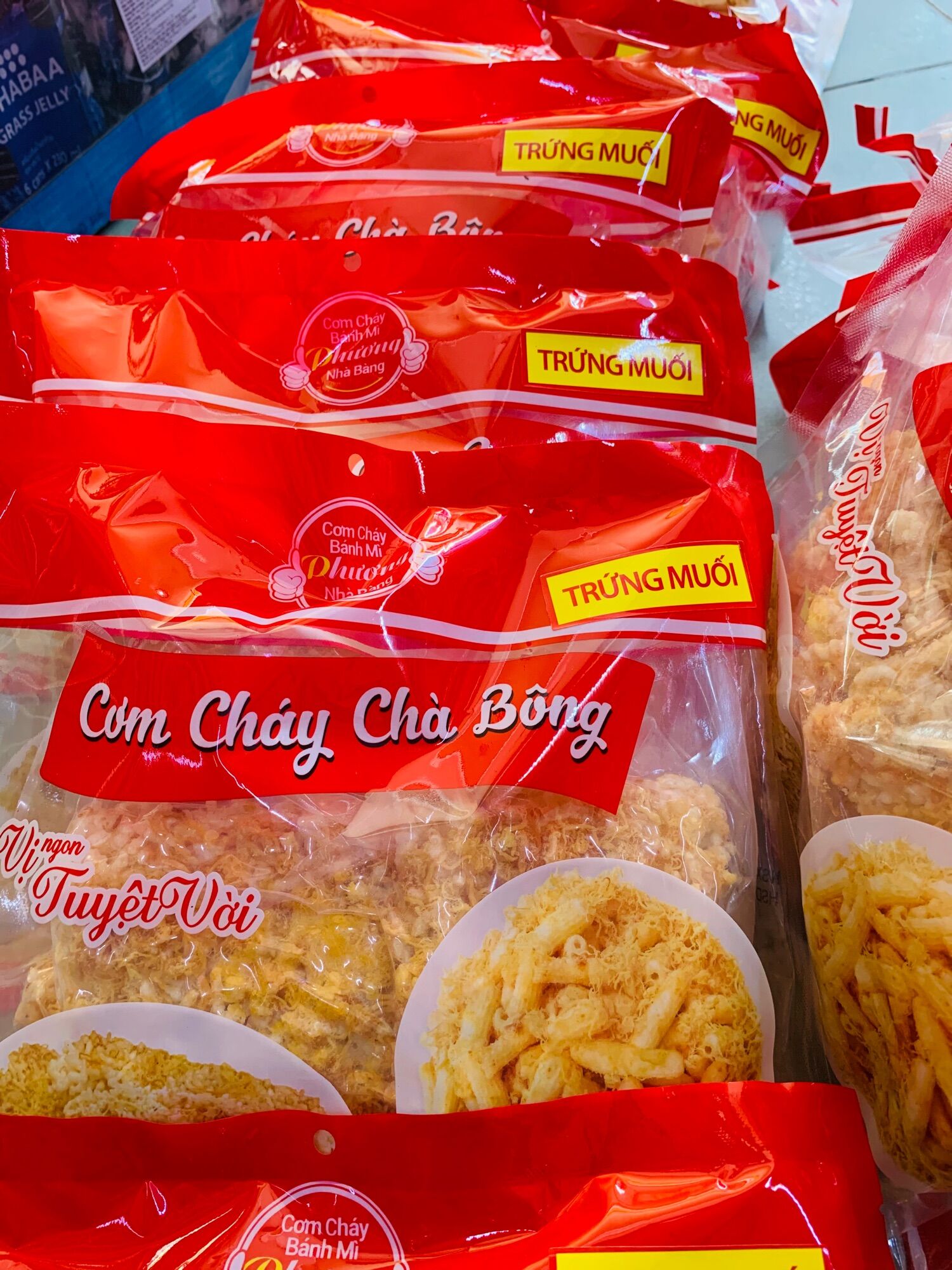 Combo 10 bịch cơm cháy chà bông trứng muối hiệu Phương Nhà Bàng