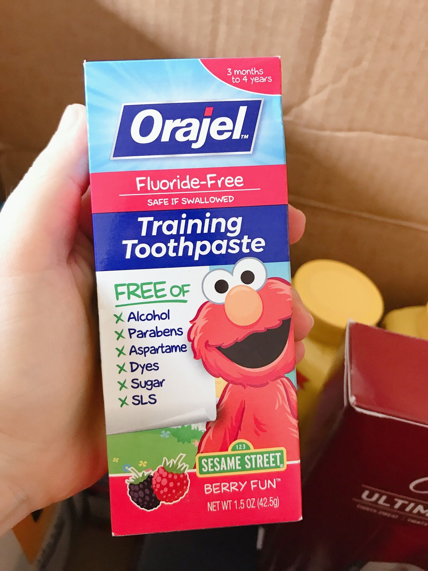 Kem đánh răng trẻ em Orajel Training Toothpaste 42.5g - Hàng nhập Mỹ