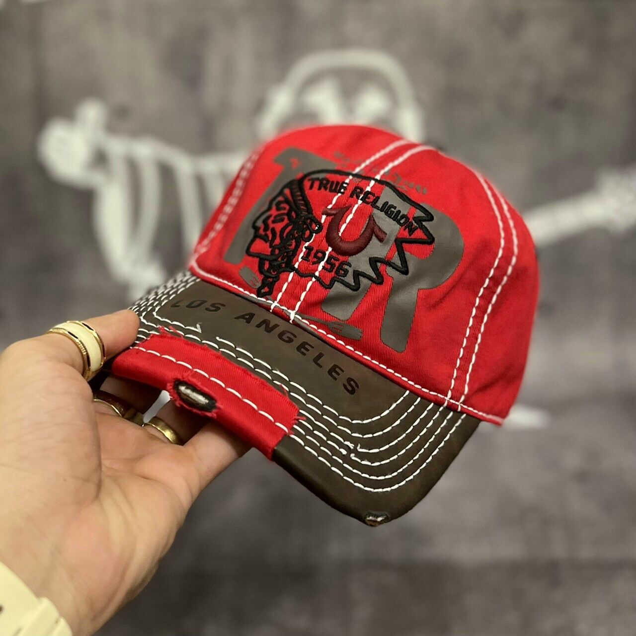 Nón kết/mũ lưỡi trai Truereligion ông địa
