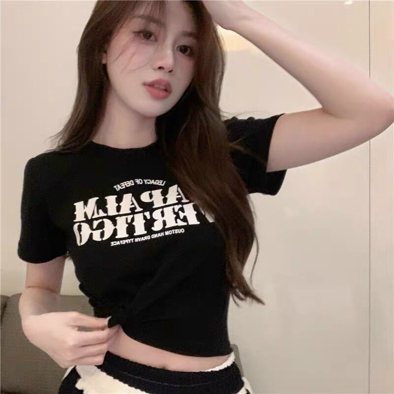 Áo croptop chữ đơn giản BG