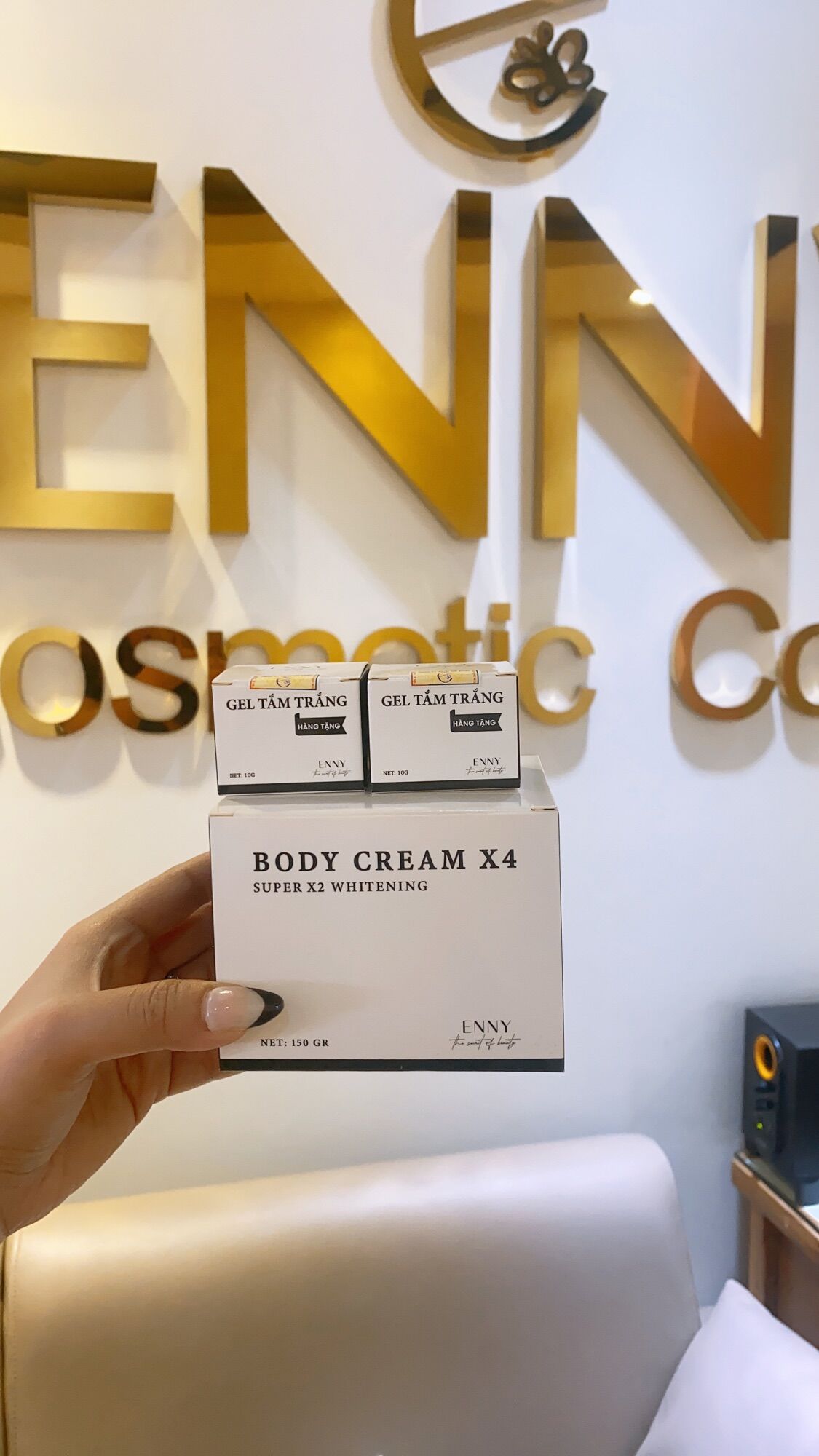 KEM BODY X4 DƯỠNG TRẮNG DA ENNY