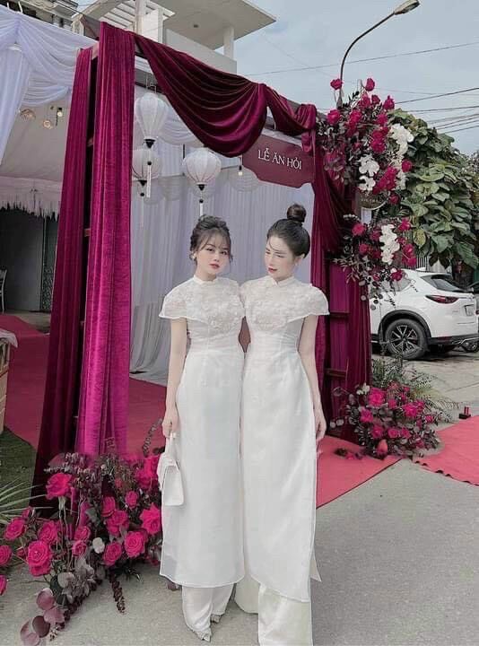 Set áo dài lụa thêu hoa tay cao cấp kèm quần lụa