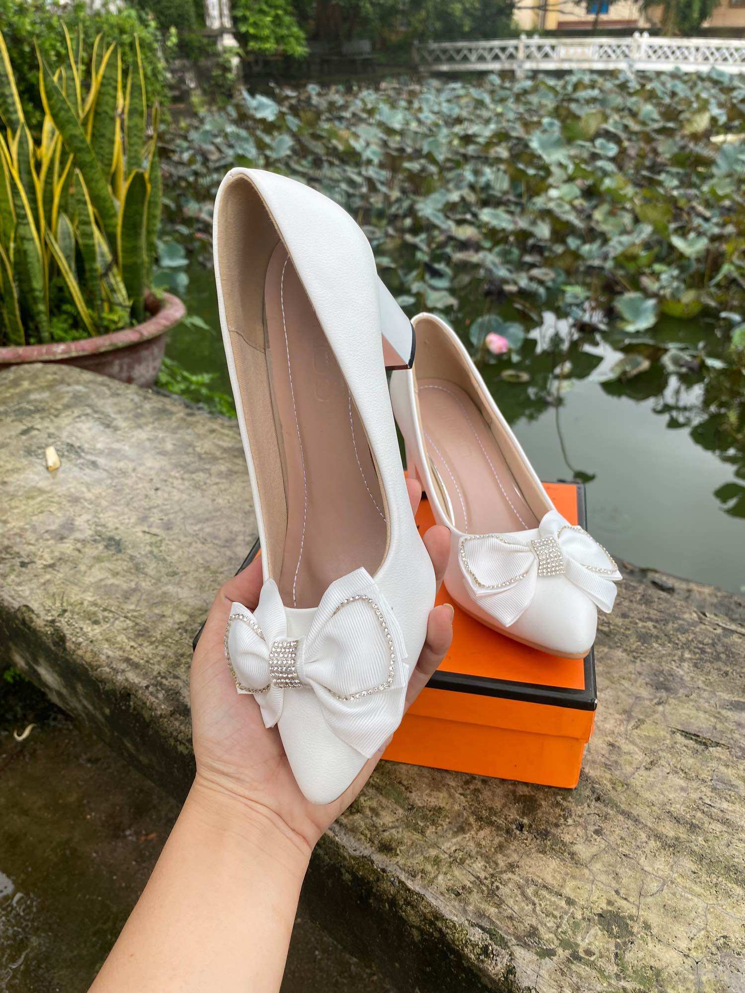 7P High Heels with Bow Tie and Matte Leather