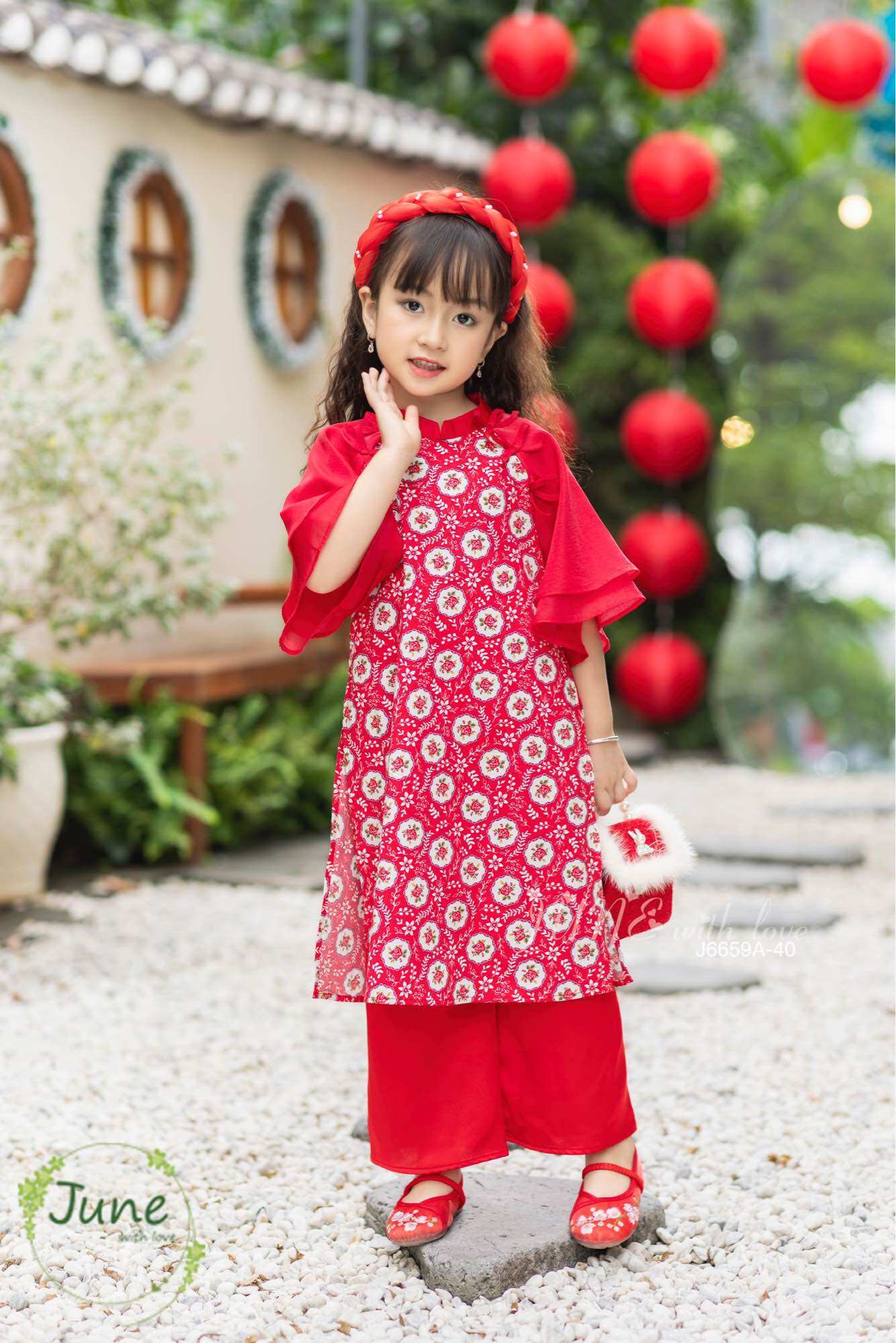 Áo dài Tết bé gái