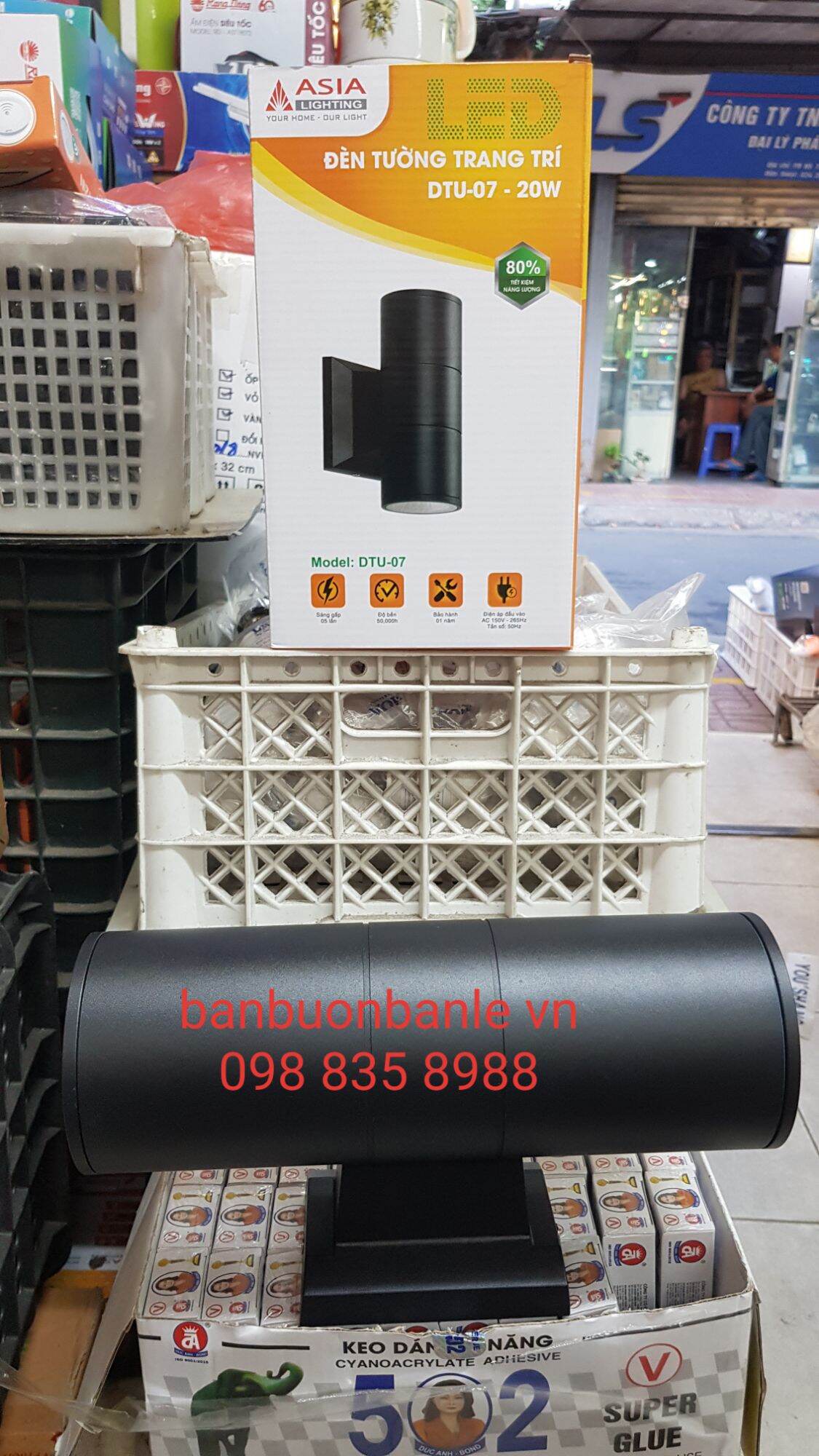 Đèn LED hắt tường  trang trí  2 đầu trụ Asia