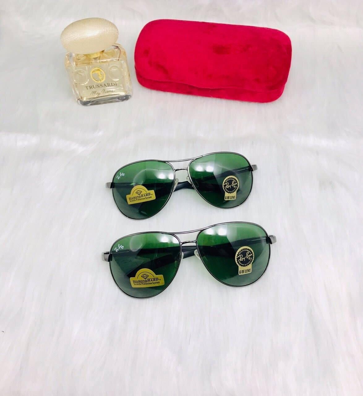 Rayban đá