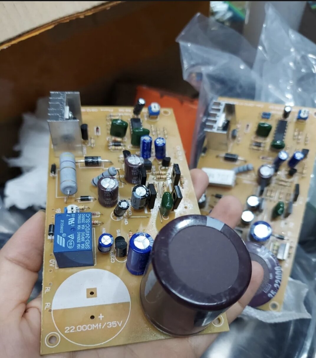 Mạch Ổn Áp Standa - giá 1 bo
