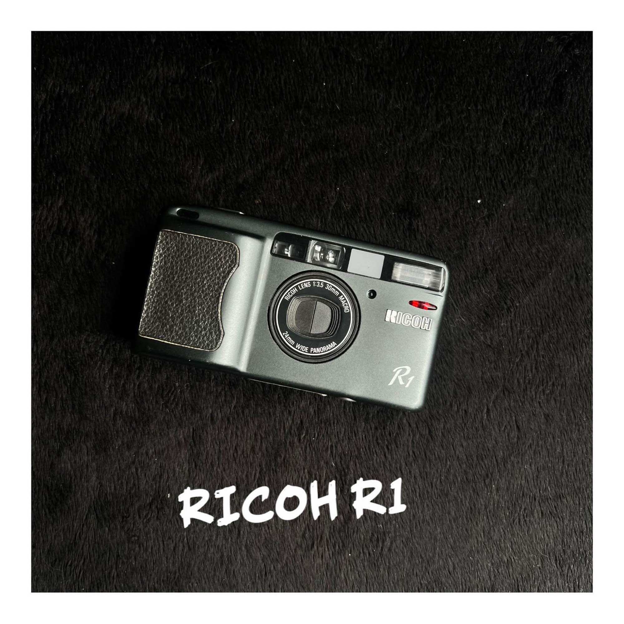 Máy Ảnh Film PNS Ricoh R1