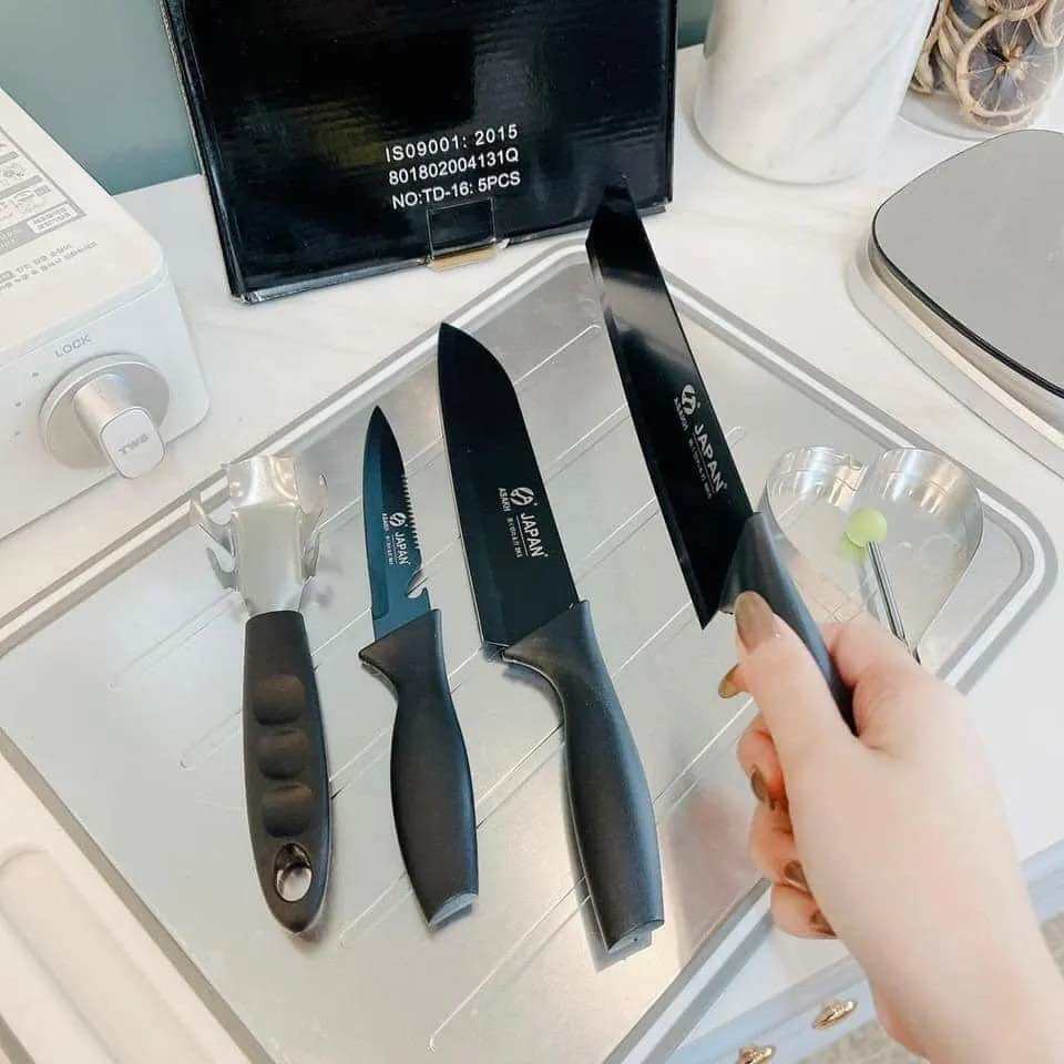 Bộ dao nhà bếp nhật bản 5 món, dao bếp chất liệu thép không rỉ, sắc bén