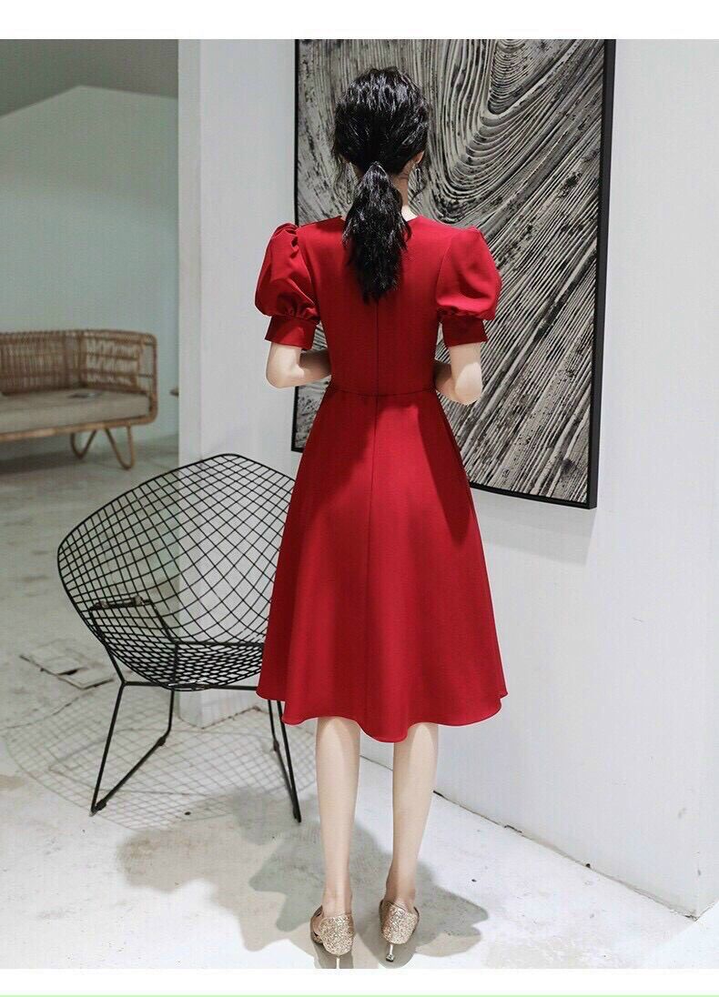 Đầm xoè sang trọng