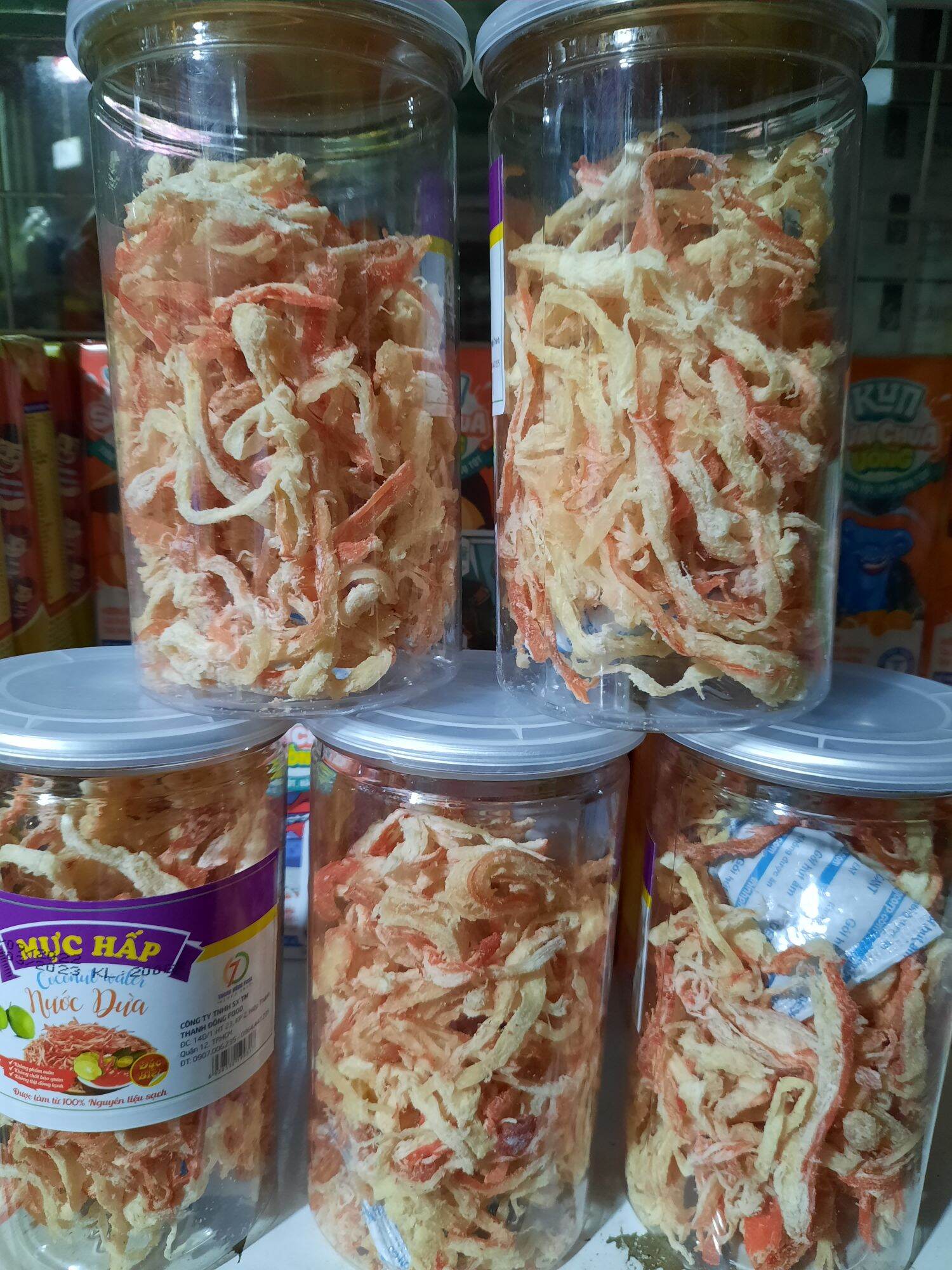 mực hấp nước dừa hộp 200g
