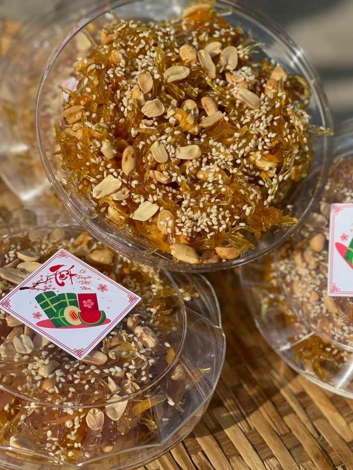 Mứt gừng sợi dẻo mè đậu