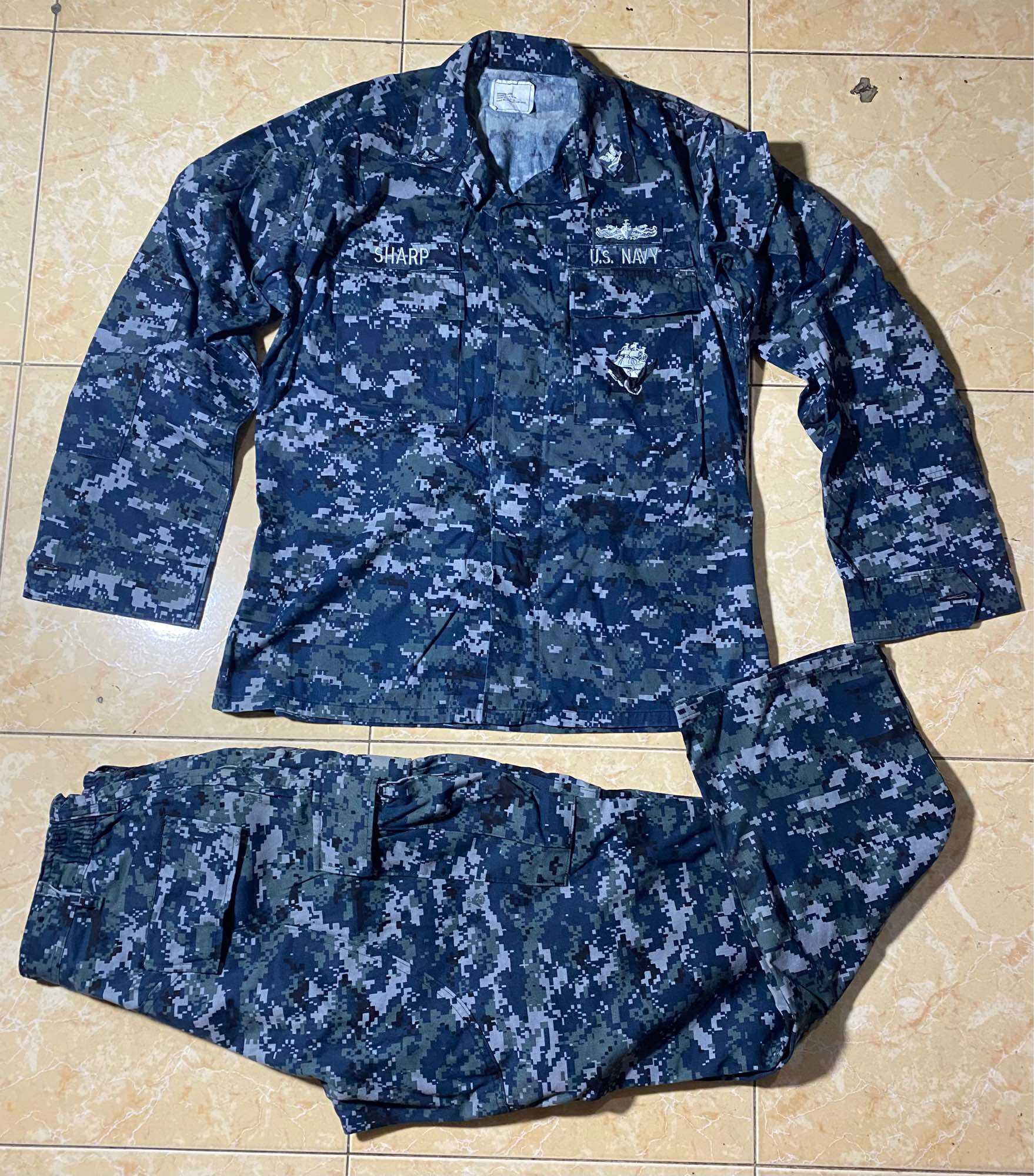 BỘ QUẦN ÁO NAVY USA