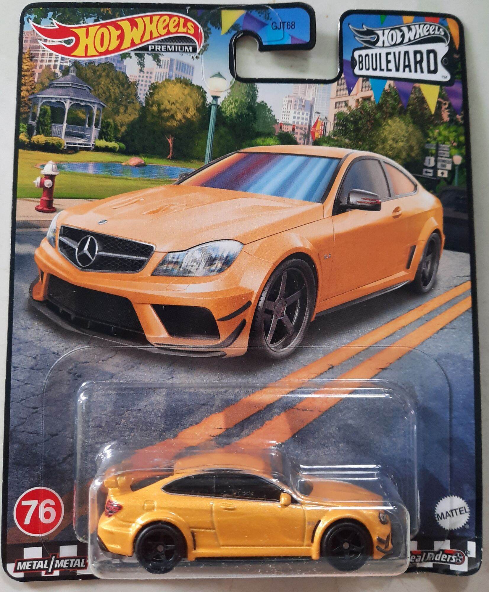 Hot wheels 2023 boulevard '12 mercedes-benz c63 amg coupe black series
