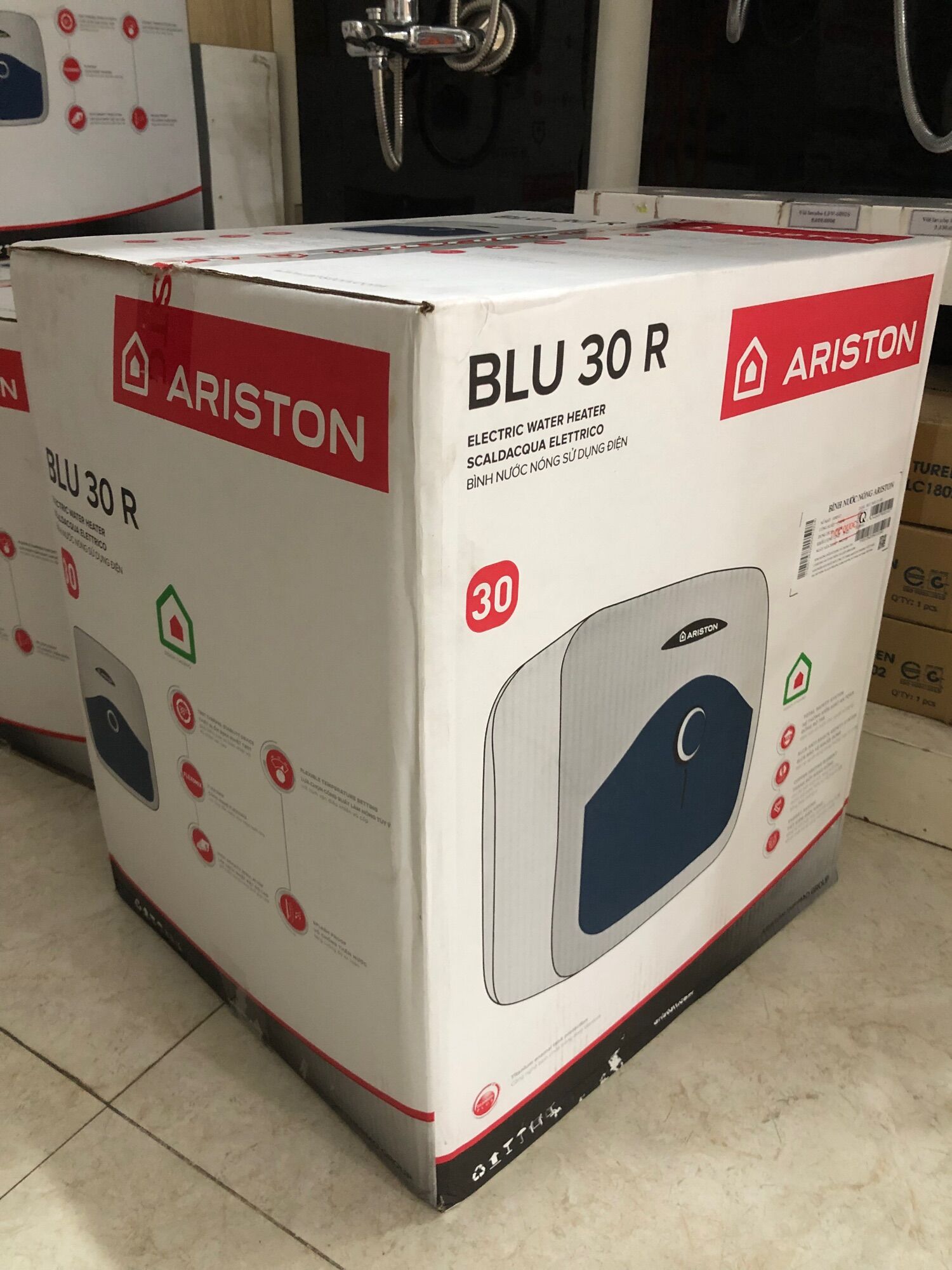 Máy nước nóng gián tiếp ARISTON BLUE 30 FE