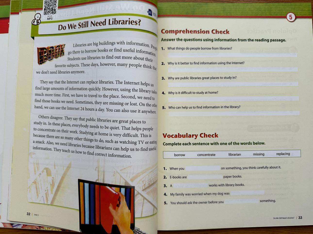 Bộ Nhập khẩu - DEBATING CHALLENGE 3q - Tặng Mp3 & Answer Key