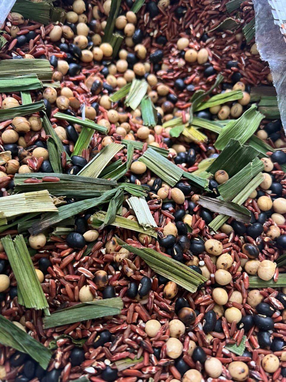 Trà gạo lứt đậu đen có mix đậu nành túi 500gr