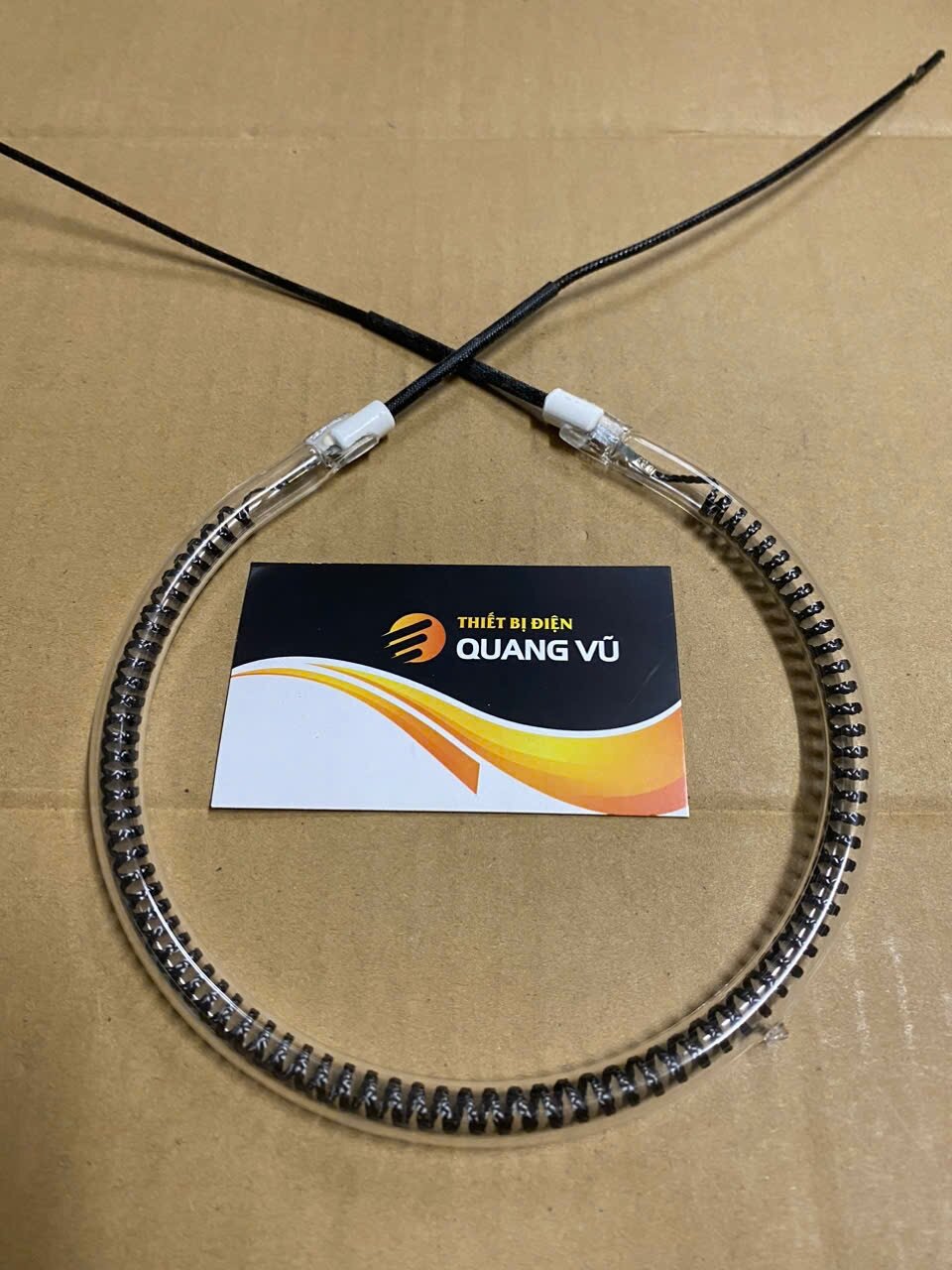 Bóng halogen lắp nồi nướng thuỷ tinh phi ngoài 15cm 220v/1300w/1400w