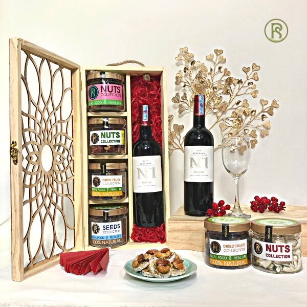 [QUÀ TẾT 2023 HCM] Hộp Quà Gỗ Crystal 5 Món Real Food