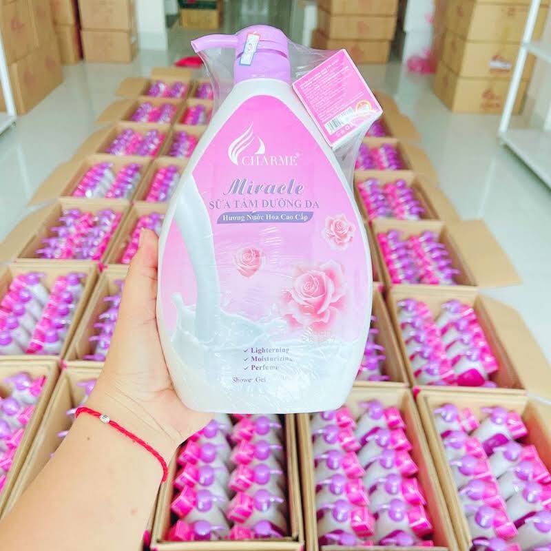 Sữa tắm char.me hồng + tặng nước hoa