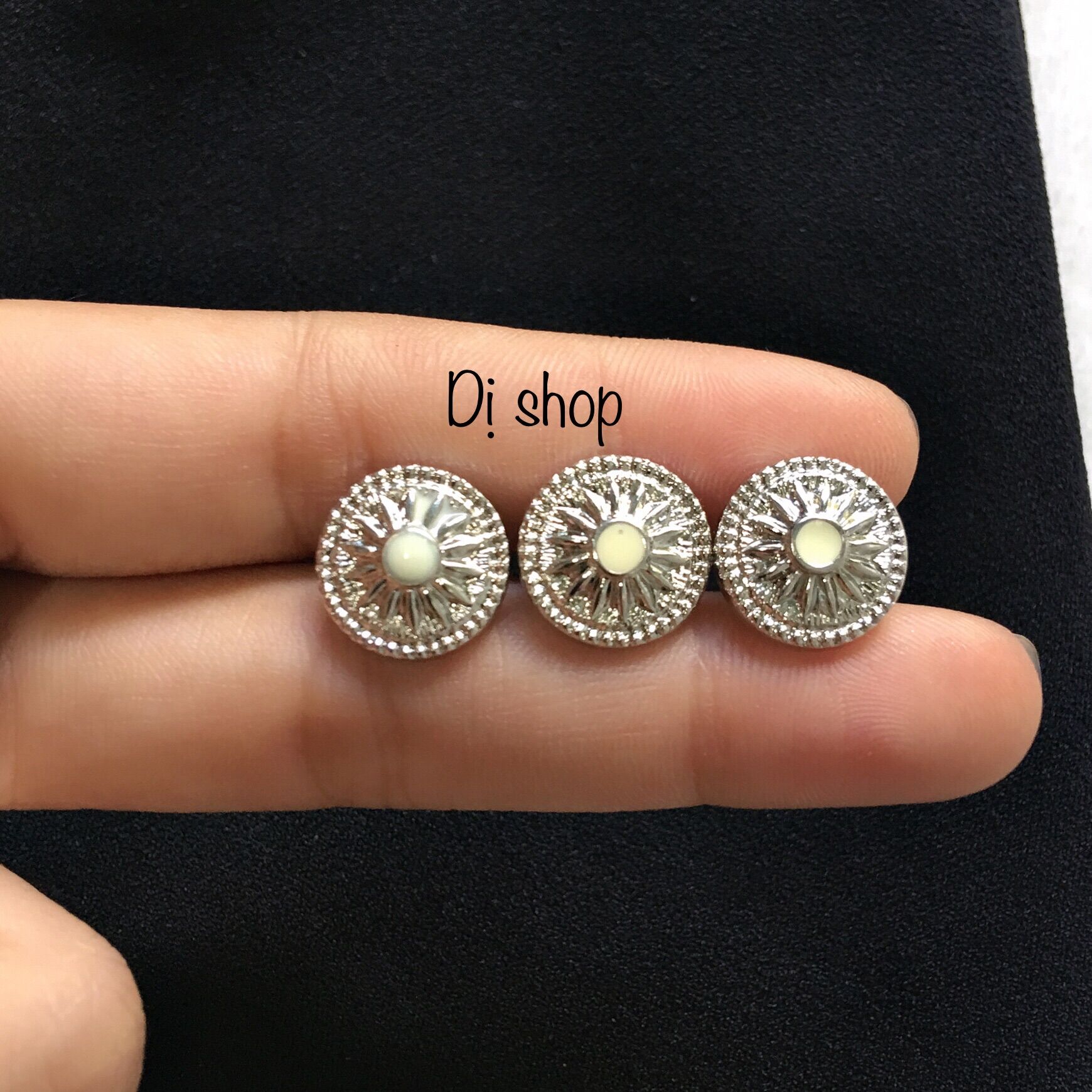 Set 10 nút tròn kiểu size 1.4cm nhựa