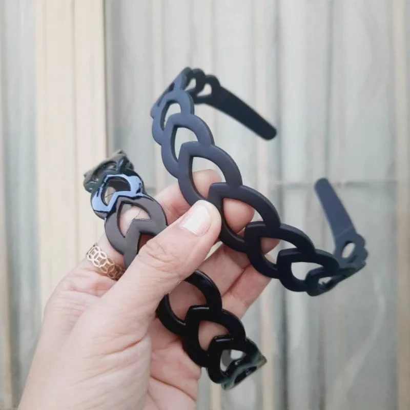 Bờm cài tóc trái tim đen bóng/đen nhám
