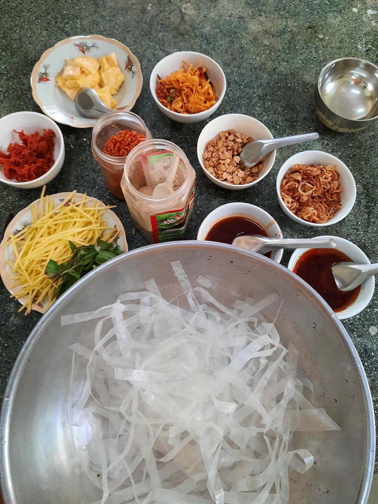 1kg sợi bánh tráng trộn dẻo dai đặc biệt