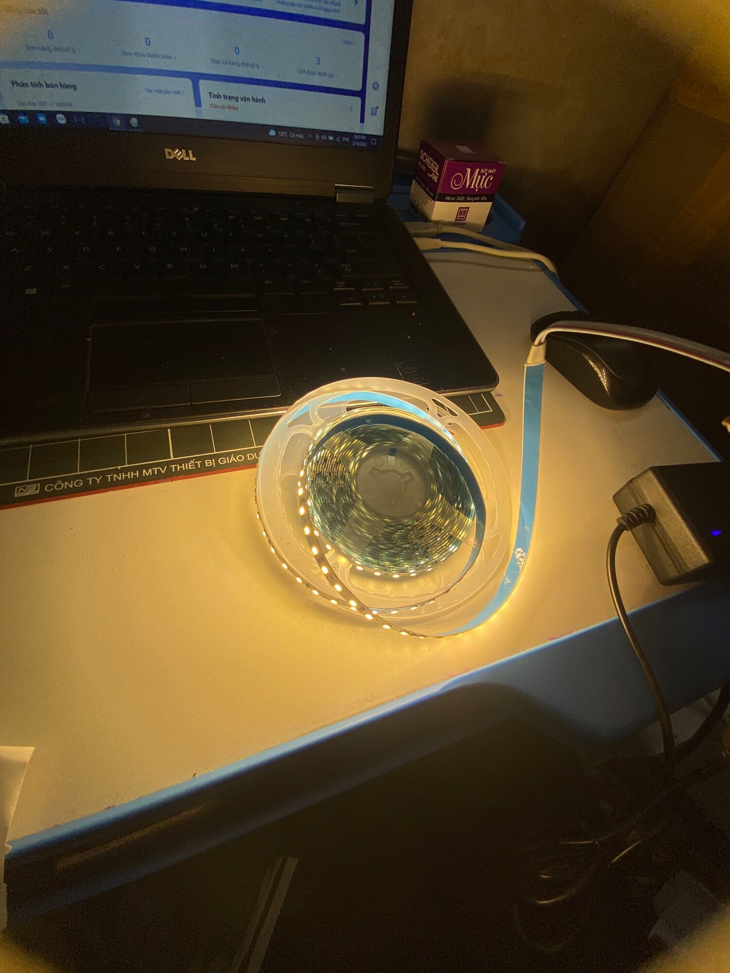 ĐÈN LED CUỘN 5 MÉT ĐIỆN ÁP 12v 2835