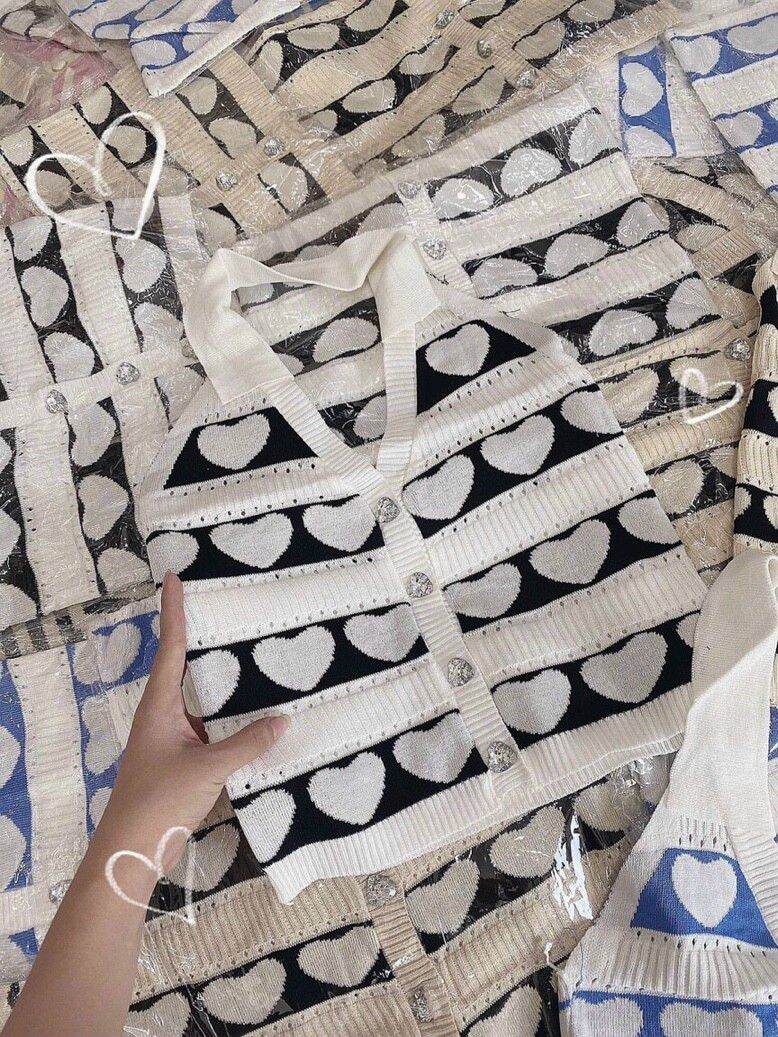 Áo croptop cổ bẻ