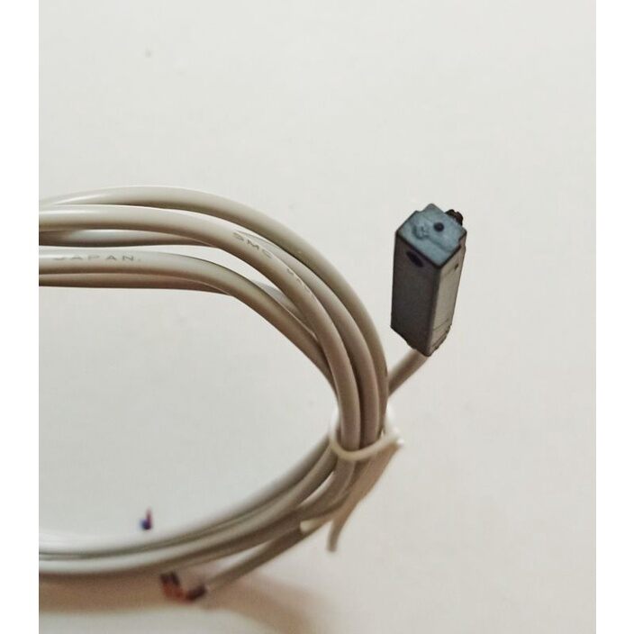 cảm biến xilanh D-Z73 SMC