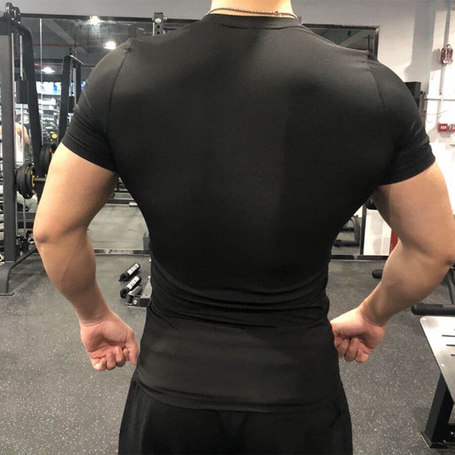 Áo thể thao thun lạnh cao cấp.