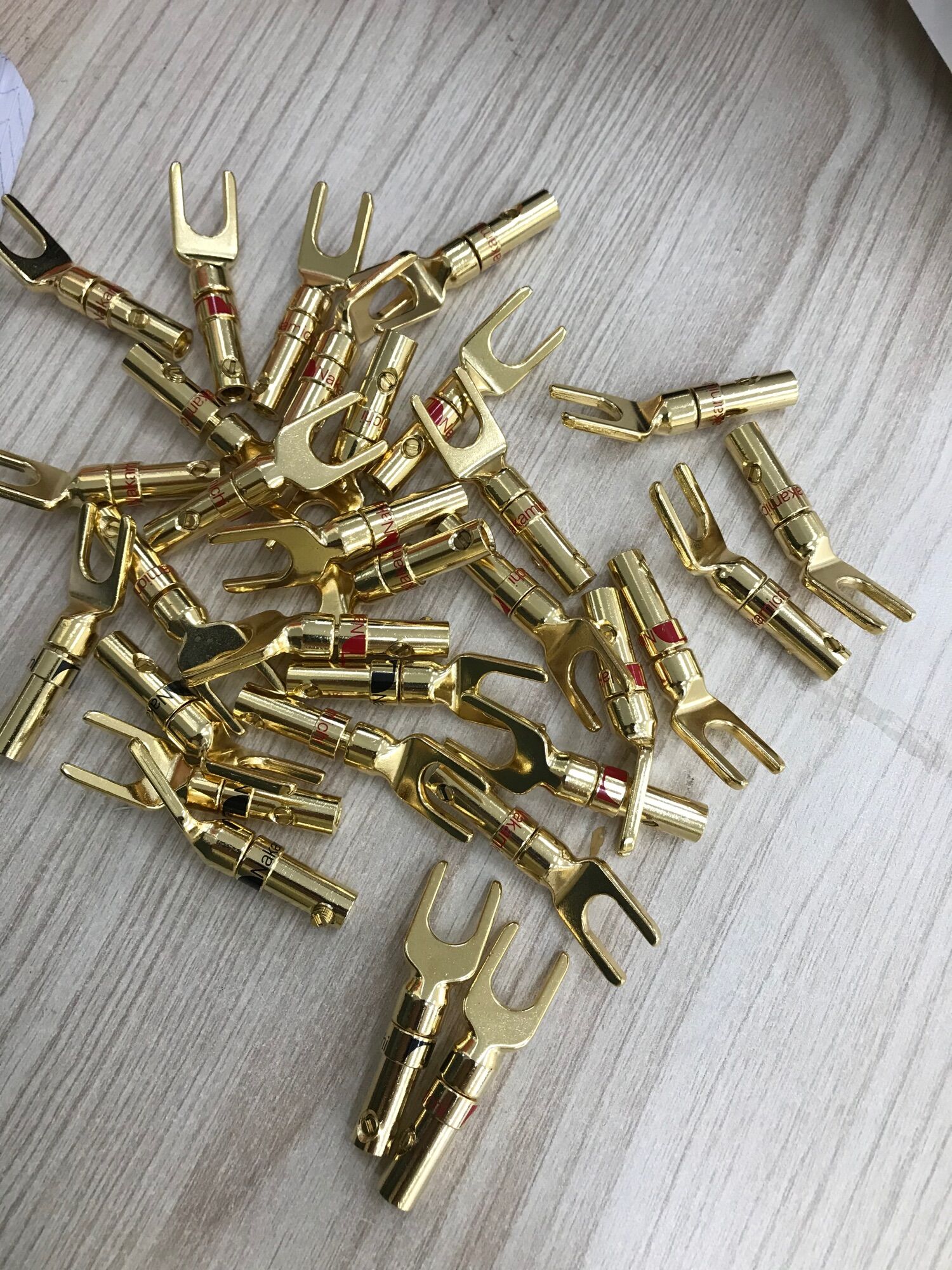 Rắc càng cua, giá 1 cái