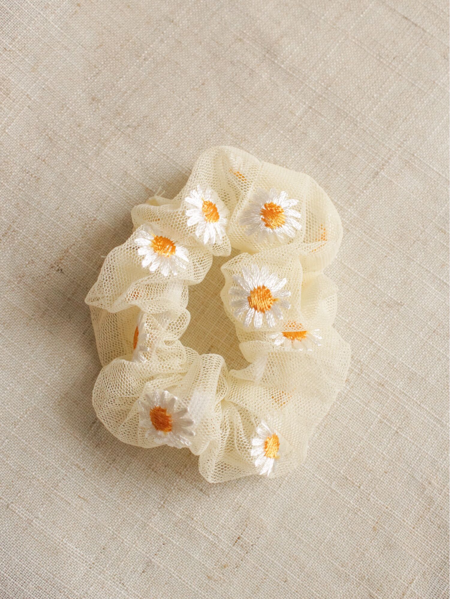 Daisy Scrunchy - Thun Cột Tóc Scrunchy Daisy Storyofadreamer