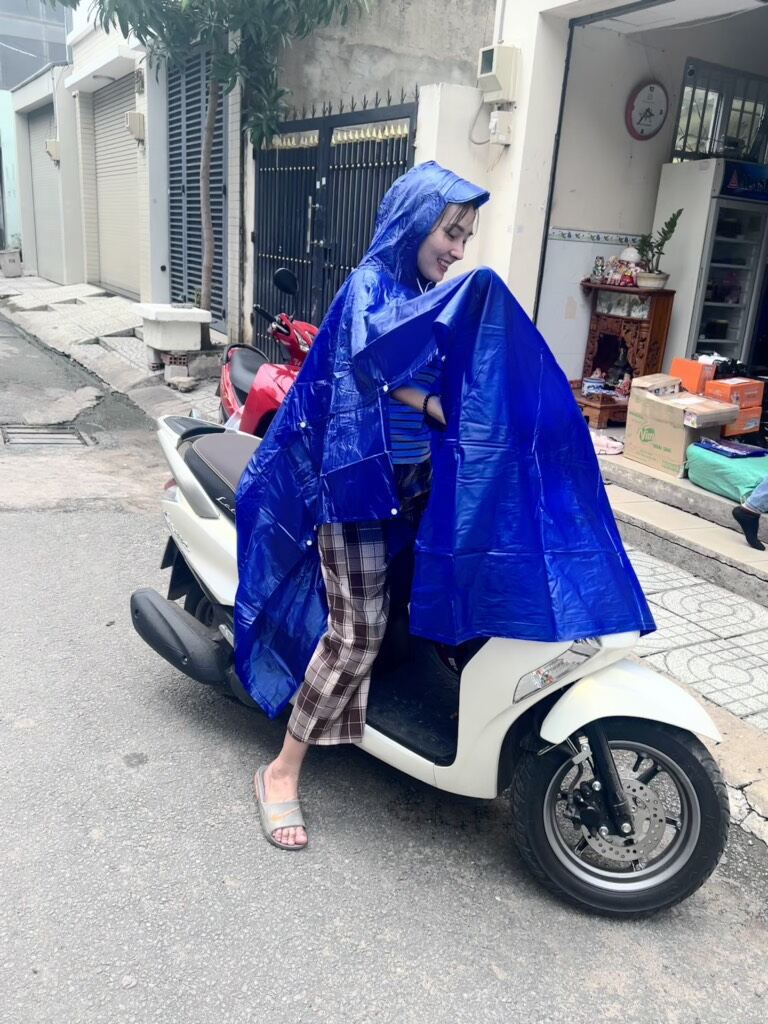 áo mưa cánh dơi