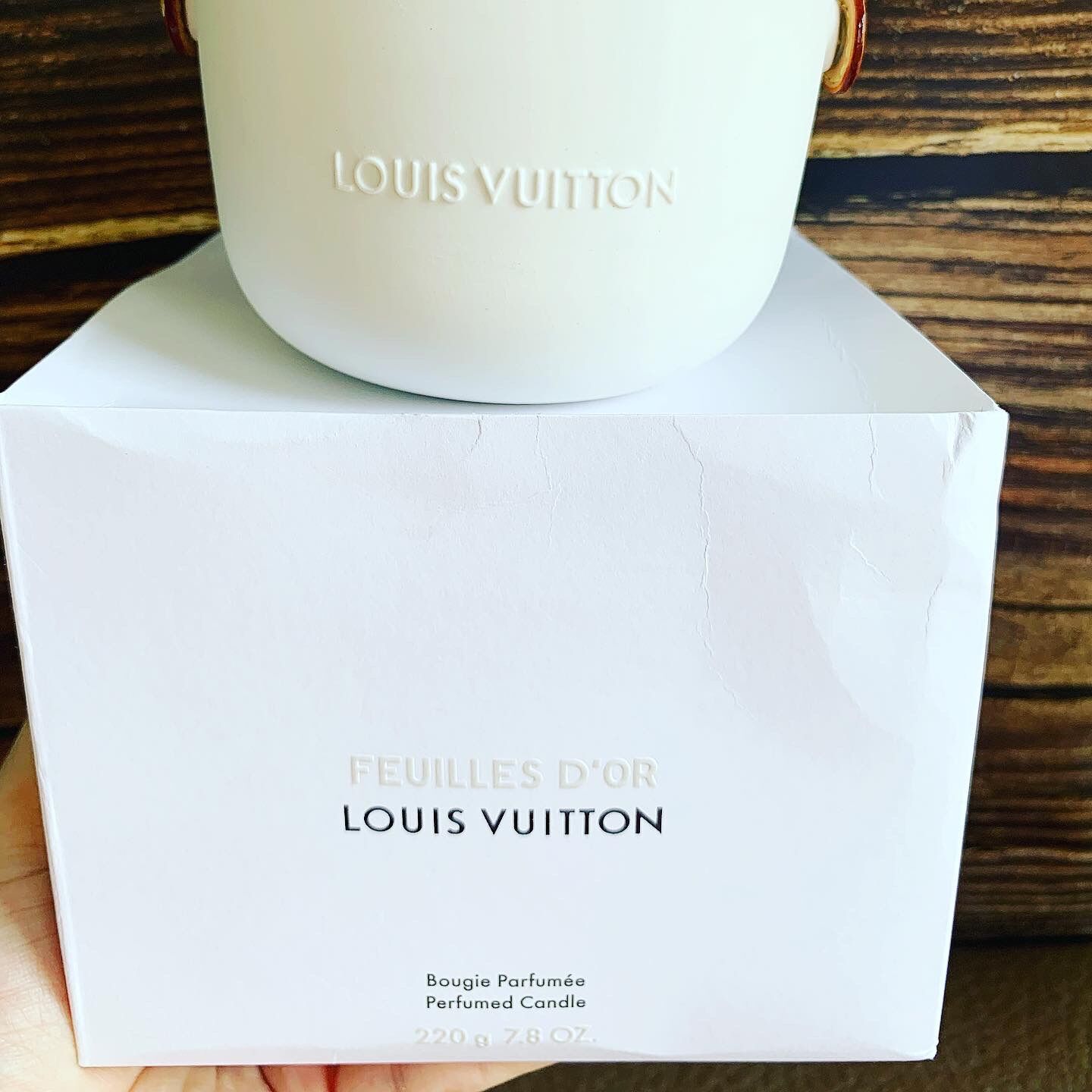 Nến thơm Louis vuitton mùi Feuilles D'or