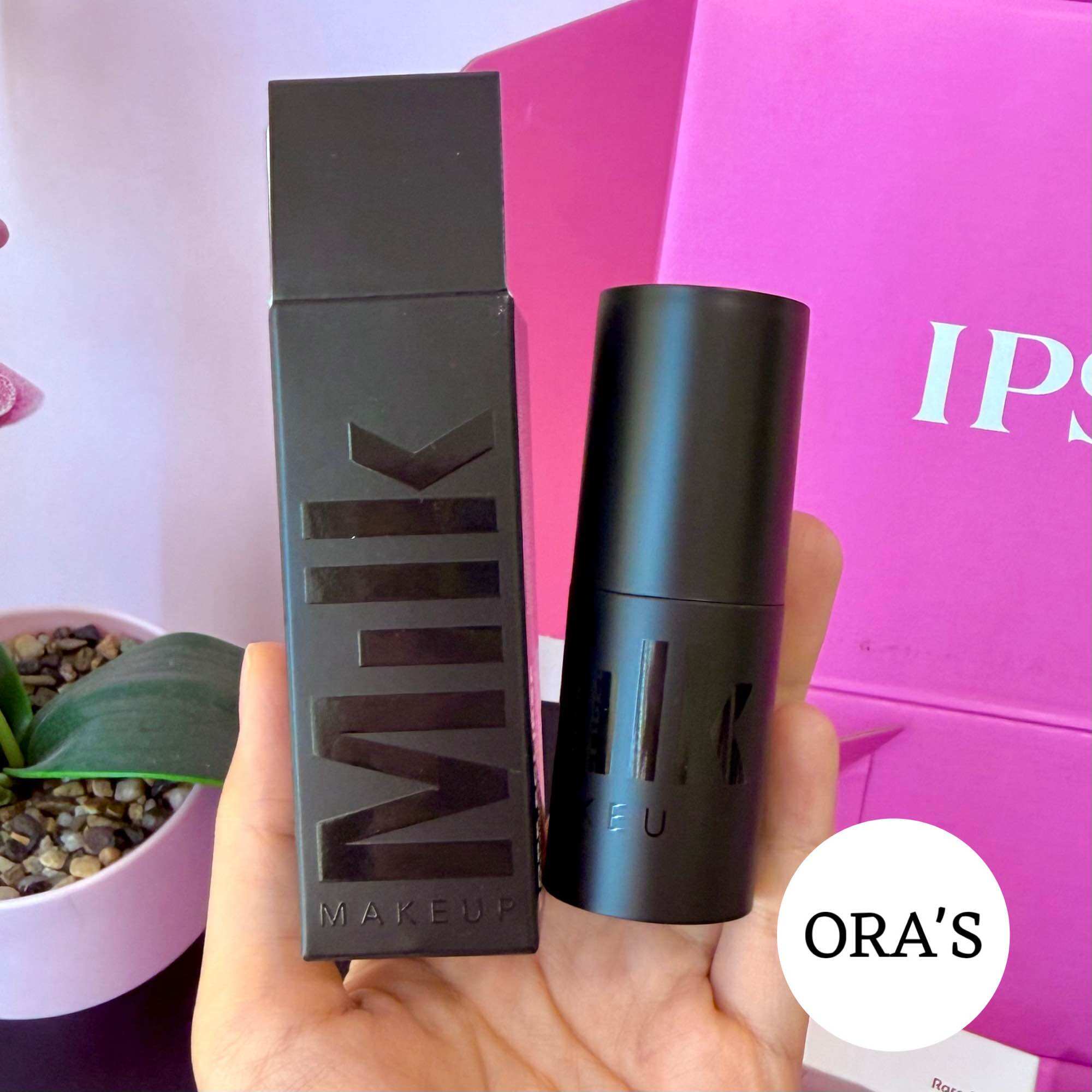 Milk Makeup Pore Eclipse Non-Comedogenic Matte Blur Stick