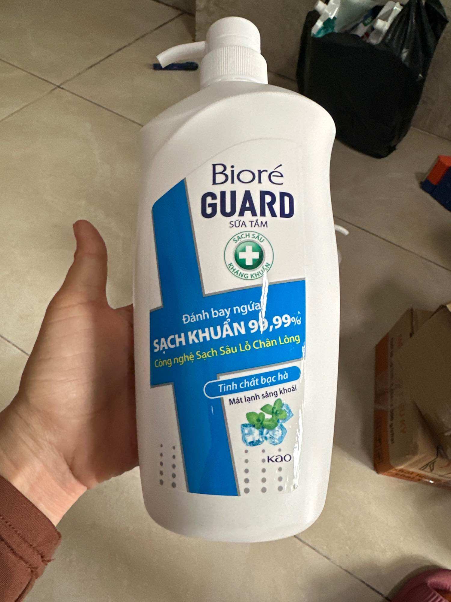 Sữa tắm kháng khuẩn body guard 800ml sạch mịn thư giãn