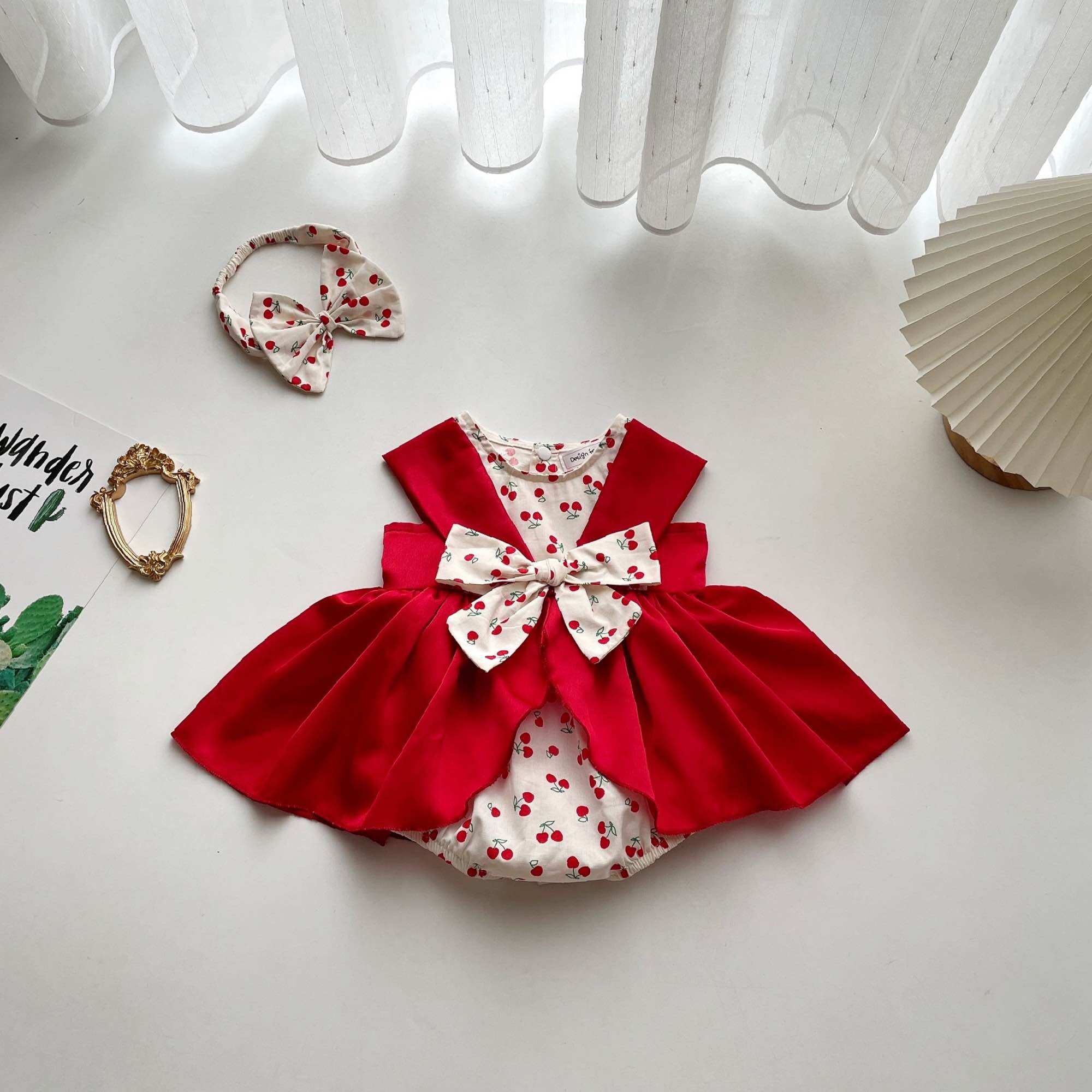 Body đỏ đô nhím xù kids kèm giày và nón cho bé gái b021