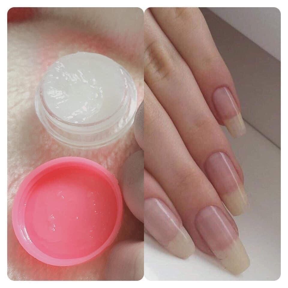 Dưỡng móng Độc Quyền có công dụng hỗ trợ các bệnh về nấm, bọng, dưỡng dài móng tay chân, giúp cứng móng và các bệnh lý về móng