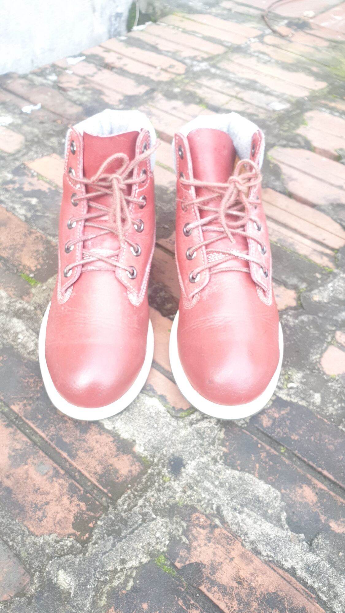 Giầy bốt da nam hiệu Timberland của Mỹ