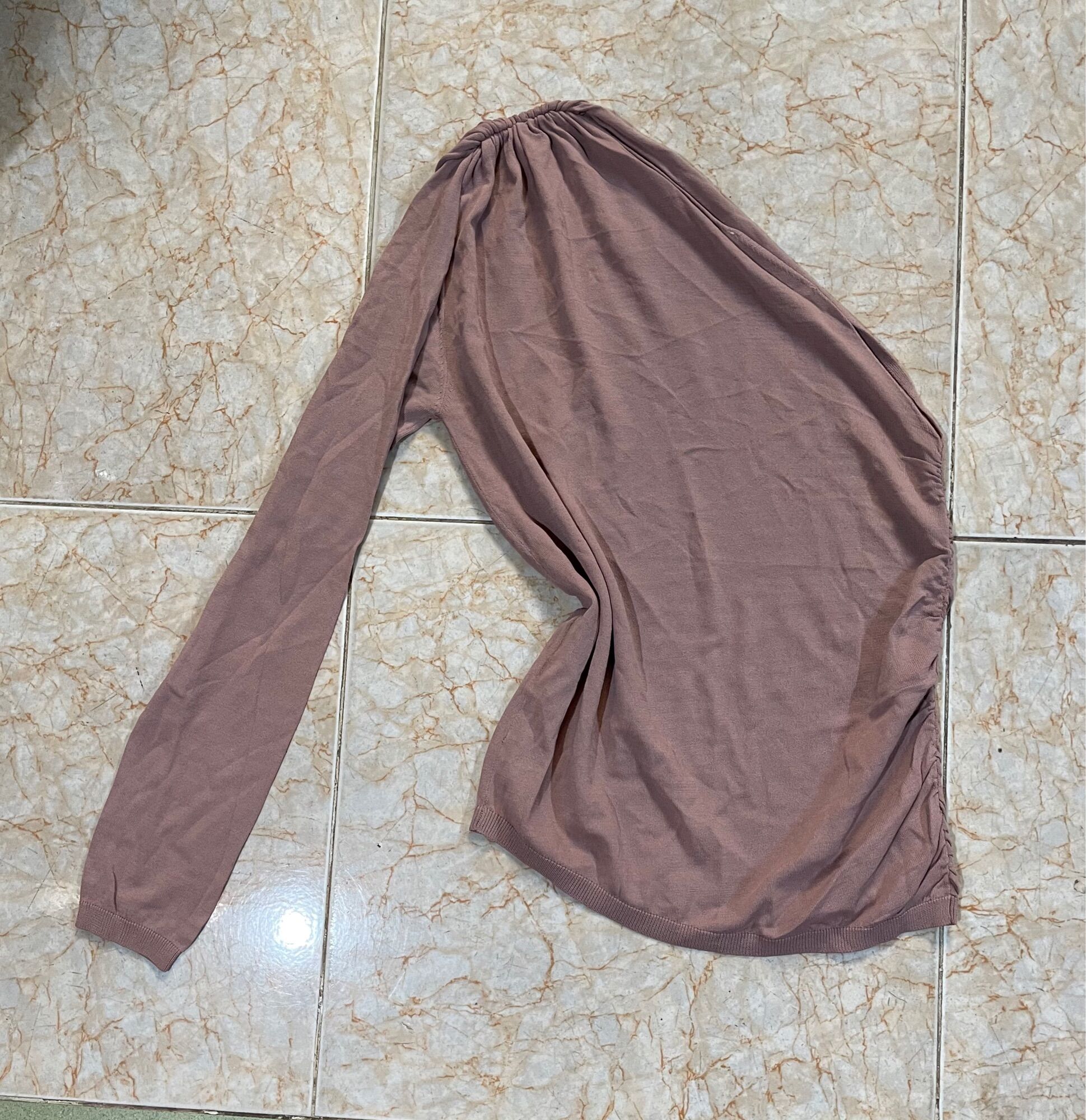 Áo zara auth tuồn lệch vai sexy cá tính nude size l dưới 60kg
