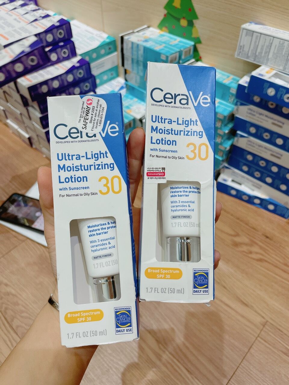 Lotion Dưỡng Da Cerave Ultra-Light Moisturizing Lotion SPF 30 (50ml)
