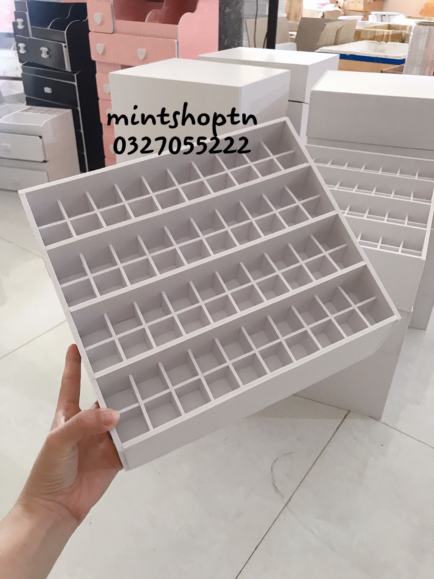 khay đựng son 80 ô phân tầng khay trưng bày son